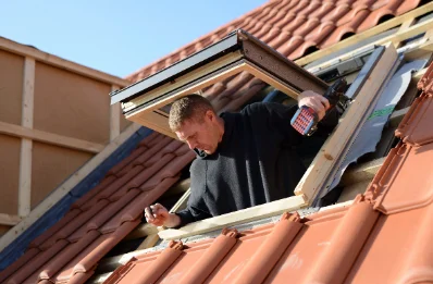 Pose de fenêtres de toit Velux à Équemauville